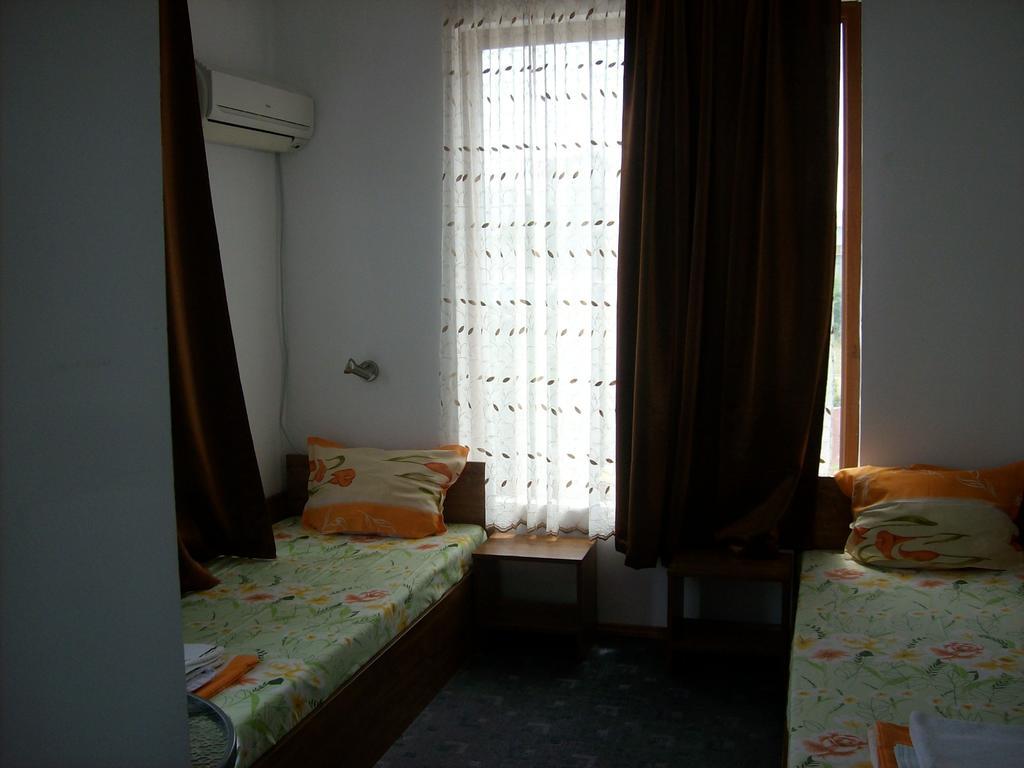Hotel Neven Primorsko Rom bilde