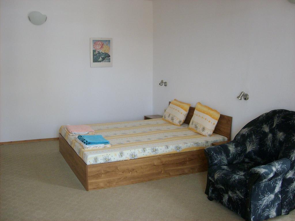 Hotel Neven Primorsko Rom bilde